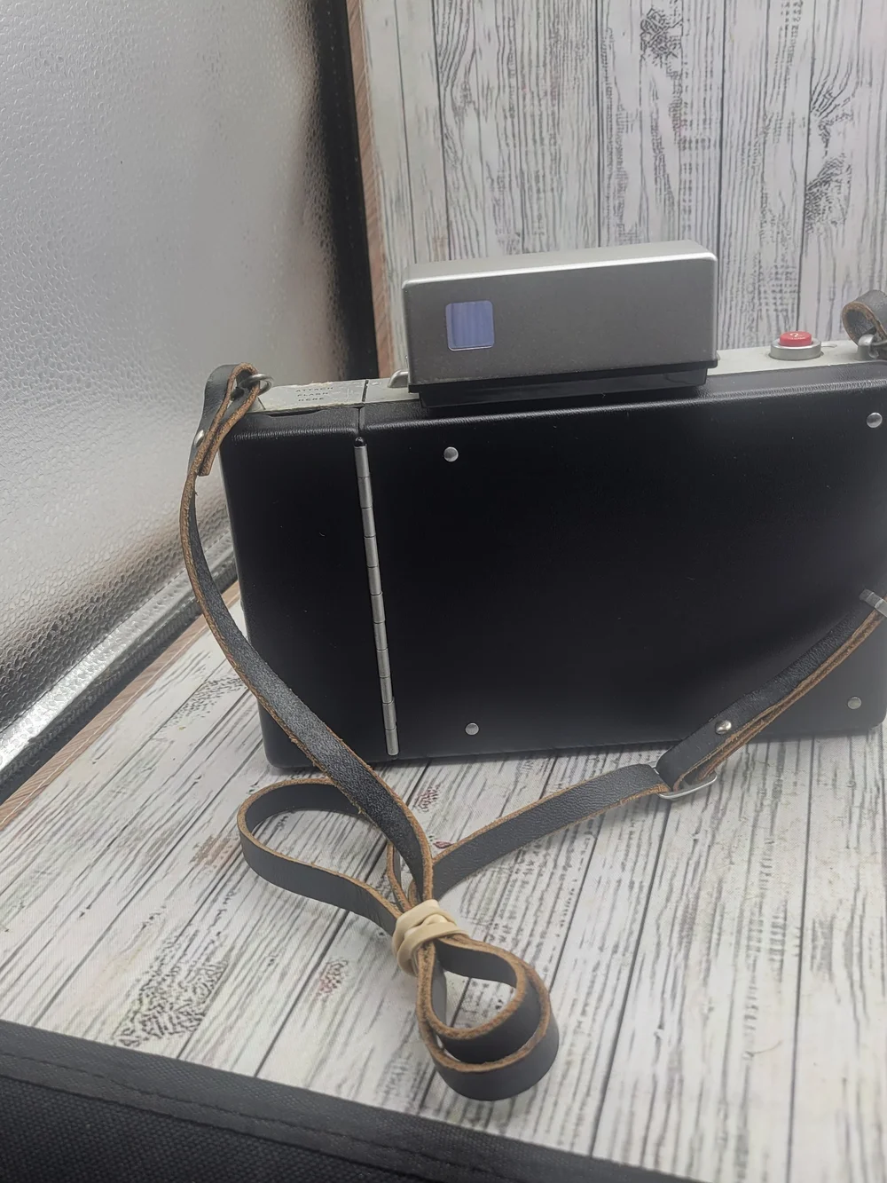 Vintage Polaroid Automatic 250 Land Camera